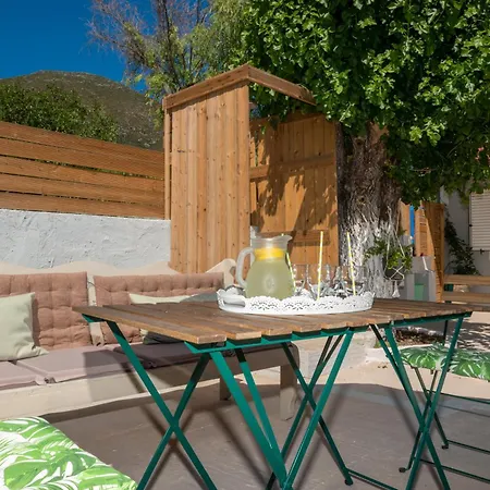 Holiday home Butterfly House By 
