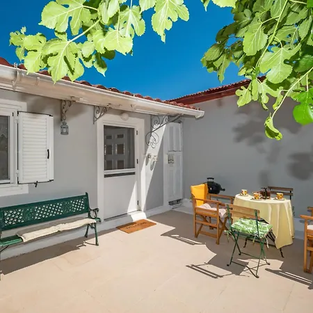 Holiday home Butterfly House Pigadhakia